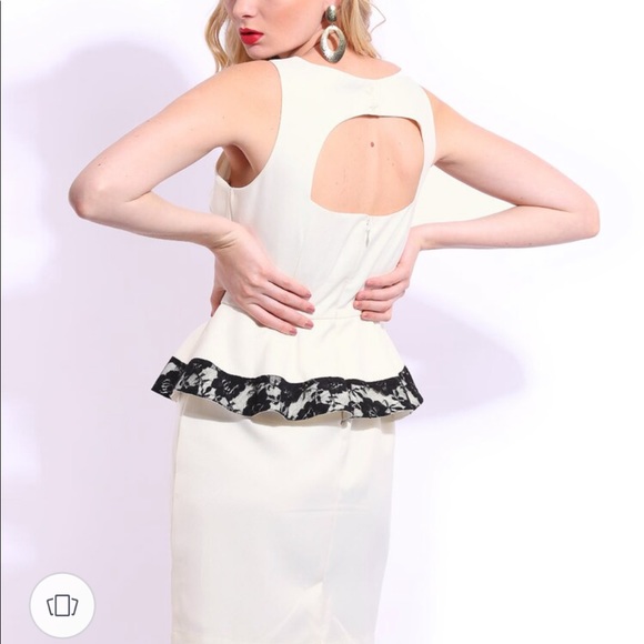 🎁Off White dress with nice back design - Picture 3 of 11